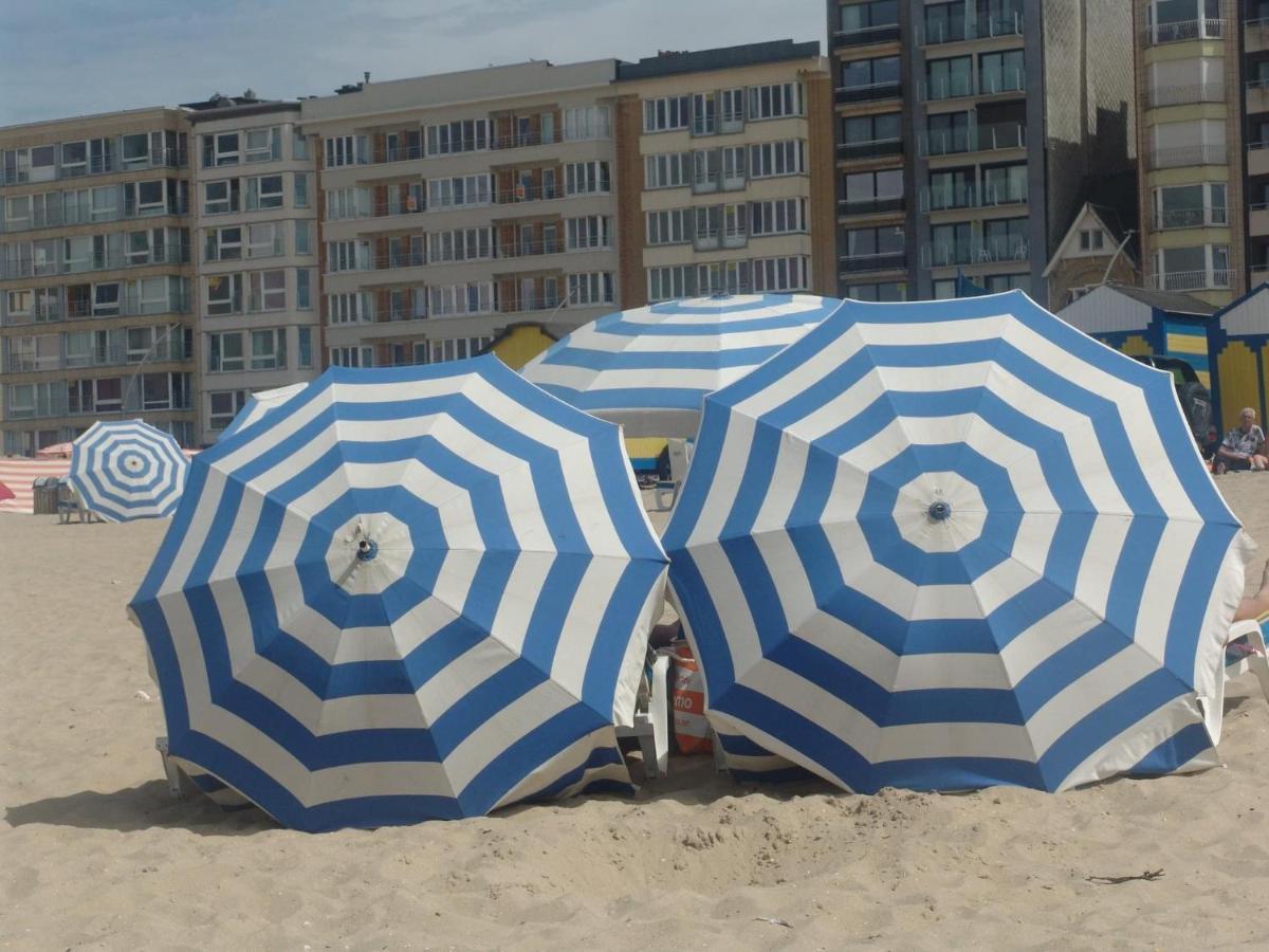 Quality Time Appartement Met Gesloten Garagebox De Panne Eksteriør billede